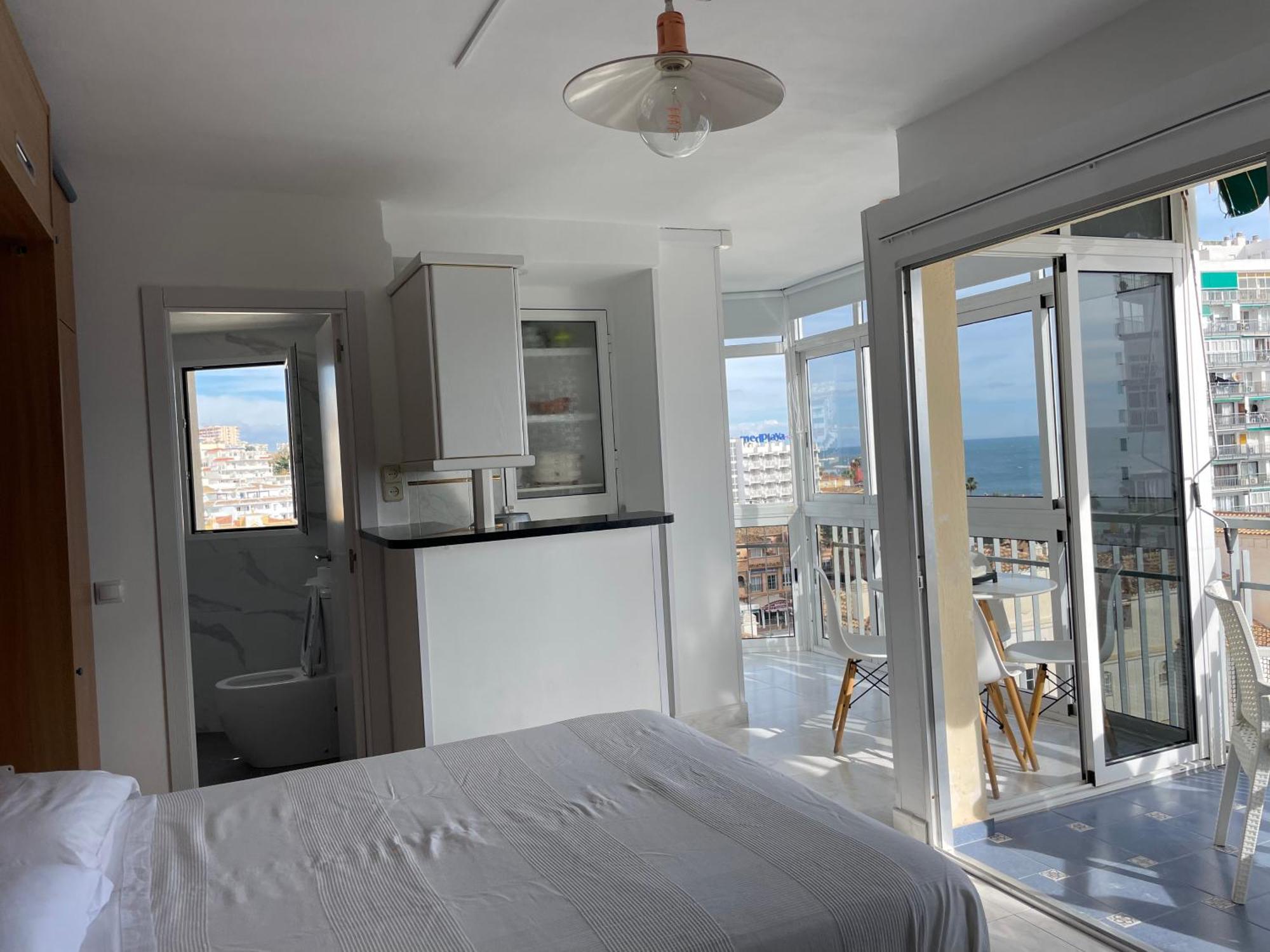 Apartment Calle Manuel Mena 4 *