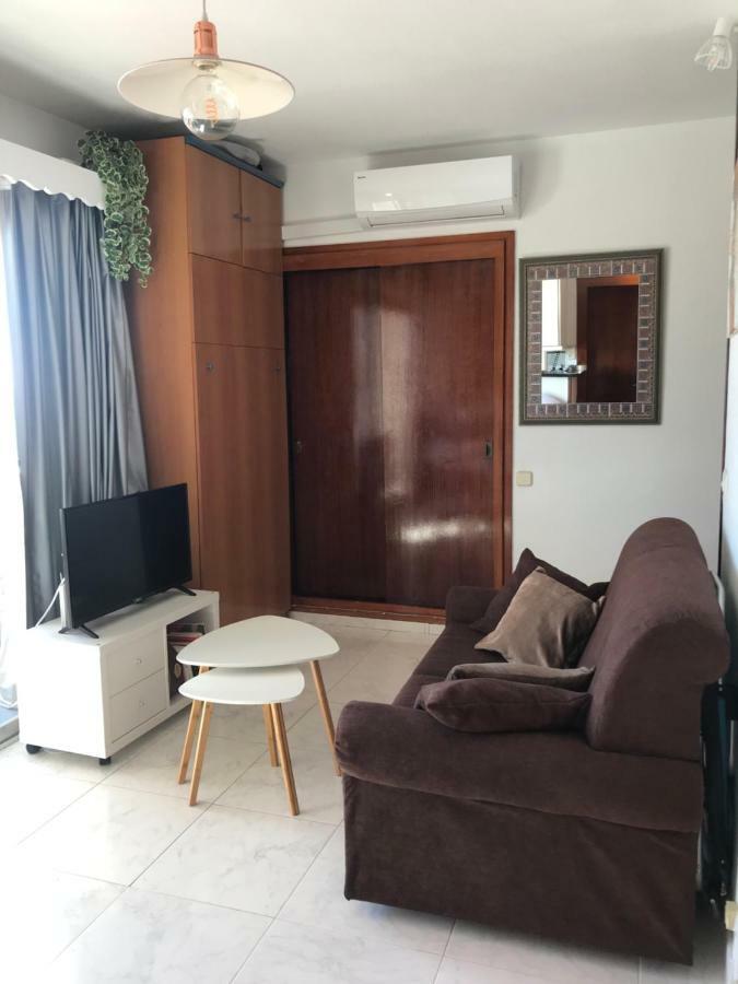 Calle Manuel Mena 4 Apartment *